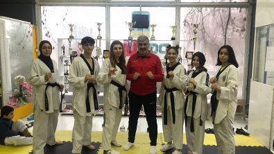 Doğuş Spor  Ayşe  Hoca  Tekvando Seansı Görseler