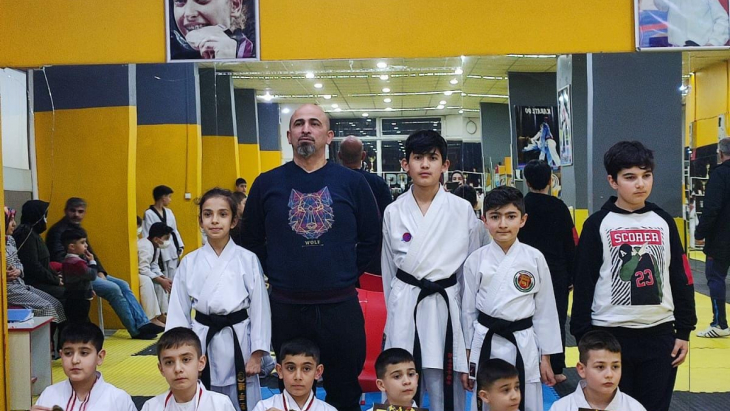 Doğuş Karate Seansı