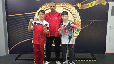 Doğuş Spor Kickboks  2 Madalya  Büyük Başarı