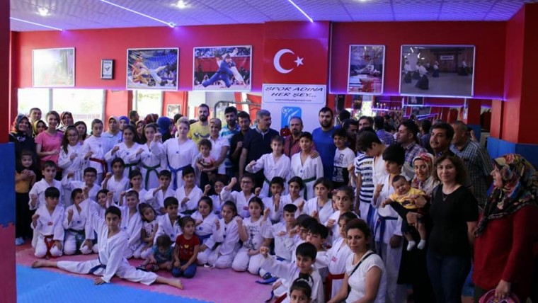 Doğuş Spor Kulübü Uçurtma Şenliği Yapıyor