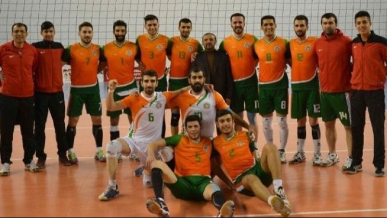 Voleybol Takımımız Büyükşehir Yenildi Ama Ligde Kalma başarısını gösterdi...