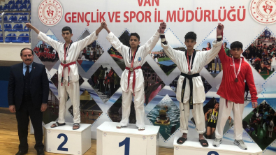 Malatya Doğuş Tekvando Takımı Türkiye Yarı Finalinde 5 Madalyayla Döndü