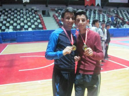 DOĞUŞ SPOR KULÜBÜ SPORCULARINDAN BURAK SESLİ  ve ENES KARAKUŞ MALATYA ŞAMPİYONU