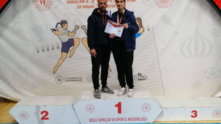 Doğuş Spor Muaythaı Sporcumuz Esila Şahin'den Gümüş Madalya