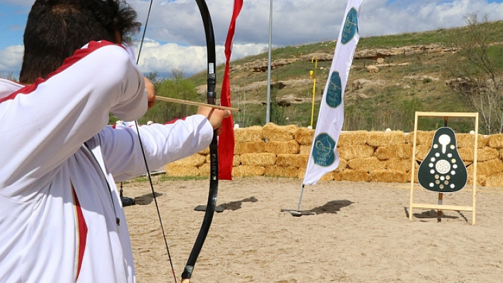 Doğuş spor Tatilde Ok Atma Organizasyonu Yapıyor.