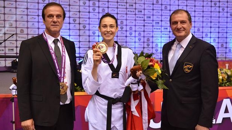 TAEKWONDO DÜNYANIN ZİRVESİNDE...