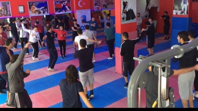 Doğuş Spor Kulübü Erkeklere Zayıflama Kondüsyon Kültürfizik Seansı Açıyor.