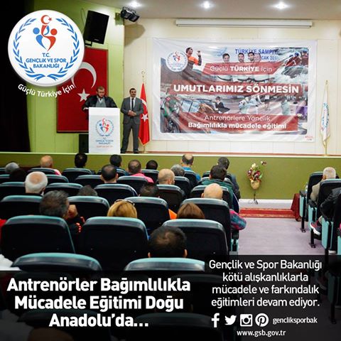 ANTRENÖRLER BAĞIMLILIKLA MÜCADELE EĞİTİMİ VERİLİYOR